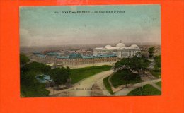 PORT Au PRINCE : Les Casernes Et Le Palais (pliée) - Haiti