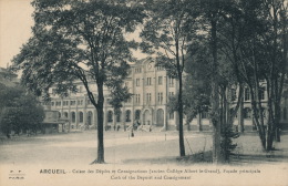 ( CPA 94 )  ARCUEIL  /  Caisse Des Dépots Et Consignations  ( Ancien Collège Albert Le Grand ) - - Arcueil
