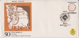 India  1995  Cow's  Milk Co-operative Movement  Special Cover # 49783 - Vaches