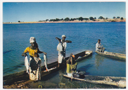 8 CPM - AFRIQUE EN COULEURS  - Pêche - Marchés, Personnages - SUPERBES... - Non Classificati