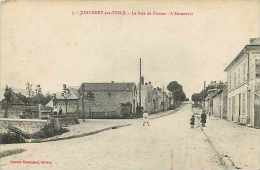 Juin13 2477 : Jonchery  -  Rue De Fismes  -  Abreuvoir - Jonchery-sur-Vesle