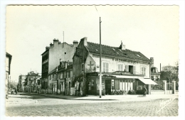 ARCUEIL - La Croix D'Arcueil Et La Rue Berthollet - Arcueil