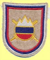 SLOVENIA, SLOVENIAN  ARMY  PATCH FOR DESERT UNIFORM, AFGANISTAN, COAT OF ARMS - Escudos En Tela