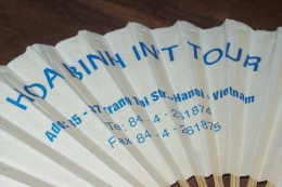 EVENTAIL Bambou Papier VIETNAM HANOI NANCY 1995 - Abanicos