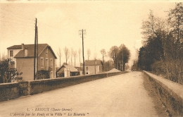 Deux-Sèvres- Brioux -L'arrivée Par Les Ponts Et La Villa "La Roseraie". - Brioux Sur Boutonne