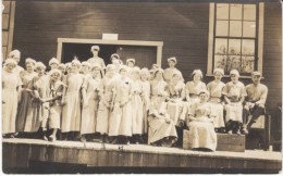 Group Of Women Workers In Unknown Oregon Location, C1910s Vintage Real Photo Postcard - Autres & Non Classés