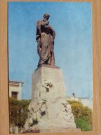 City: Baku  /Azerbaijan   /  Monument Poet ...   / Russian Card - Azerbaigian