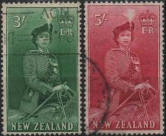 NOUVELLE-ZELANDE NEW ZEALAND Poste 338-339 (o) Elizabeth II à Cheval Horse (CV 8 €) - Oblitérés