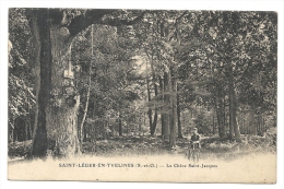 Saint-léger-en-Yvelines (78) : Cycliste Au Chêne Saint-jacques En 1910 (animé). - St. Leger En Yvelines