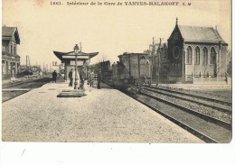 VANVES-MALAKOF --Intérieur De La Gare - Vanves