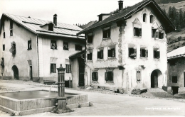 CPSM SUISSE DORFPLATZ IN BERGUN JOLI PLACE - Bergün/Bravuogn