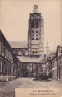 Audenaerde.  -  Cour De L'Hôpital Notre-Dame - Oudenaarde