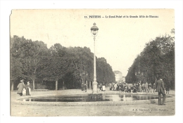 Cp, 86, Poitiers, Le Rond-Point Et La Grande Allée De Blossac, écrite - Poitiers