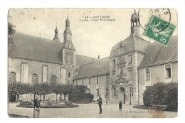 Cp, 86, Poitiers, Lycée, Cour Principale, Voyagée 1913 - Poitiers