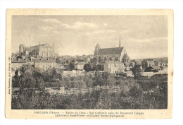 Cp, 86, Poitiers, Vue Générale Prise Du Boulevard Coligny, Cathédrale St-Pierre, Et L'Eglise Ste-Radegonde - Poitiers