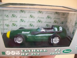 BRUMM - S 005  VANWALL  STIRLING MOSS GP MAROCCO 1958 RARO!! Scala 1/43 - Brumm