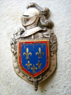 ANCIEN INSIGNE DE LA GENDARMERIE NATIONALE ECU EMAILLE CCRG CENTRE BON ETAT GENERAL - Police & Gendarmerie