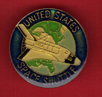 29694-Pin's.space Shuttle.espace.fusee..mil Itaire.armee. - Espace