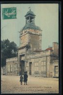 63 -- Auvergne -- Aigueperse -- Entree De L'Hotel De Ville Et Jacquemard ( Carte Toilee ) - Aigueperse