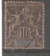 GUADELOUPE, 1892, Type Groupe, Yvert N° 31, 10 C Noir / Lilas, Obl, ,B/ TB, Cote 3,50 Euros - Used Stamps