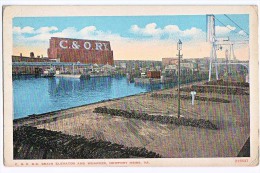 C.& O.R.R.GRAIN ELEVATOR AND WHARVES  NEWPORT NEWS ,VA.PUB.BY LOUIS KAUFMANN & SONS,BALTIMORE,MADE IN U.S.A.OLD POSTCARD - Newport News