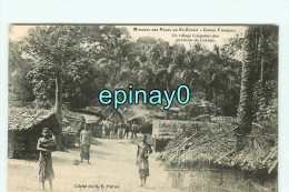 Bf - CONGO FRANCAIS - Un Village Congolais Environs De Loango - Cliché Patron - Congo Français