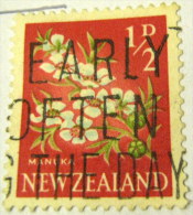 New Zealand 1960 Flower Manuka 0.5d - Used - Used Stamps