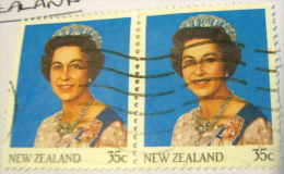 New Zealand 1985 Queen Elizabeth II 35c X2 - Used - Gebraucht