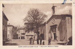 30 - Saint-Jean-du-Gard - Place De La Mairie Et L´Eglise (belle Animation) - Saint-Jean-du-Gard