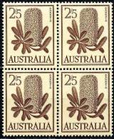 AUSTRALIA 1959-64 FLOWERS SC#329 BLOCK OF 4 VF MNH CV.$30.00 (DEB02) - Ungebraucht