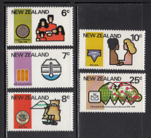 New Zealand MNH Scott #593-#597 Set Of 5 Anniversaries And Centenaries - Unused Stamps