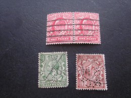 4 Timbres: UK  England Royaume Uni Great Gritain  Perforé Perforés Perfin Perfins Stamp Perforated PERFORE  >Trés Bie - Perfin