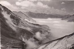 Cp , RÉGIONS , AQUITAINE , Les Pyrénées , Mer De Nuages Dans La Vallée De Barèges , Vue Du Tourmalet - Aquitaine