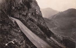 Cp , RÉGIONS , AQUITAINE , Route Du COL D'AUBISQUE , Le Tunnel Aux Rochers De Bazen - Aquitaine