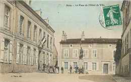 Août13 365 : Briey  -  Place De L´Hôtel De Ville - Briey