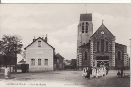 COMBS-LA-VILLE (Seine Et Marne)  Procession Religieuse  - VOIR 2 SCANS - - Combs La Ville