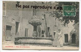 - SALERNES - Place De La Révolution En 1911, Belle Fontaine, Charmante Dame, Rare, écrite, TBE, Scans. - Salernes