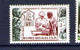 MADAGASCAR N° 320  * - Neufs