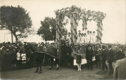 63 - Aubière - Fête De La Rosière - Le Char De La Rosière- Carte Photo- édit; A. Mathieu- TTB (voir 2 Scan) - Aubiere