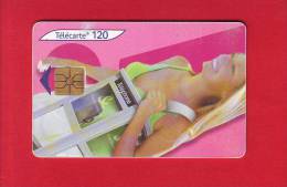 13 - Telecarte Publique Cabine Bagage Femme 1 ( F1341 GEM1) - 2004