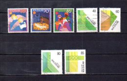Nueva Zelanda   1987  .-   Y&T Nº   967/969 - 970/973 - Used Stamps