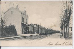 CESSON - La Gare, Départ Du Train - Cesson