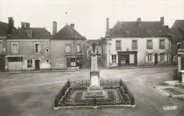 Le Louroux-Béconnais  (49) Le Monument Aux Morts - Le Louroux Beconnais