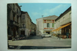 D 80 - Quissac - Place Charles Mourier - Quissac