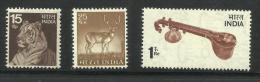 INDIA, 1974, DEFINITIVES, ( Definitive Series ), Set 3 V, Tiger, Cheetal, Veena, ,  MNH, (**) - Unused Stamps