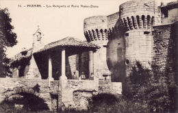 84 PERNES LES FONTAINES Vaucluse Les Remparts Et Port Notre Dame Historique Prés La Roque St Didier Montreux Carpentras - Pernes Les Fontaines