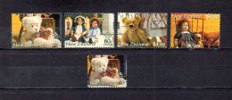 Nueva  Zelanda   2000  .-   Y&T Nº   1801/1803 - 1806 - 1807 - Used Stamps