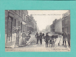 CPA - 59 -  SAINT POL Sur MER - Rue De La République - Saint Pol Sur Mer