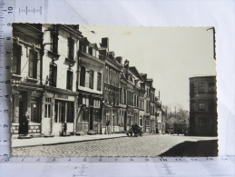 CPSM (59) Nord - LE QUESNOY - La Rue Maréchal Joffre Et Porte Fauroeulx - Le Quesnoy