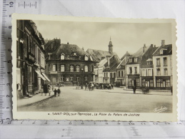 CPSM (62) Pas De Calais - Saint Pol Sur Ternoise - La Place Du Palais De Justice - Saint Pol Sur Ternoise